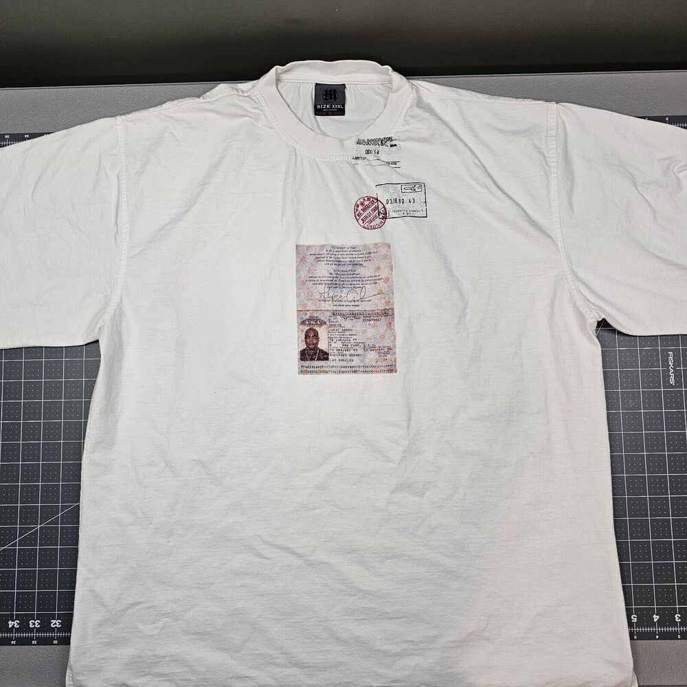 Vintage Tupac Makaveli Tshirt XXL Passport Raptee Y2K Hip Hop Streetwear Minimal